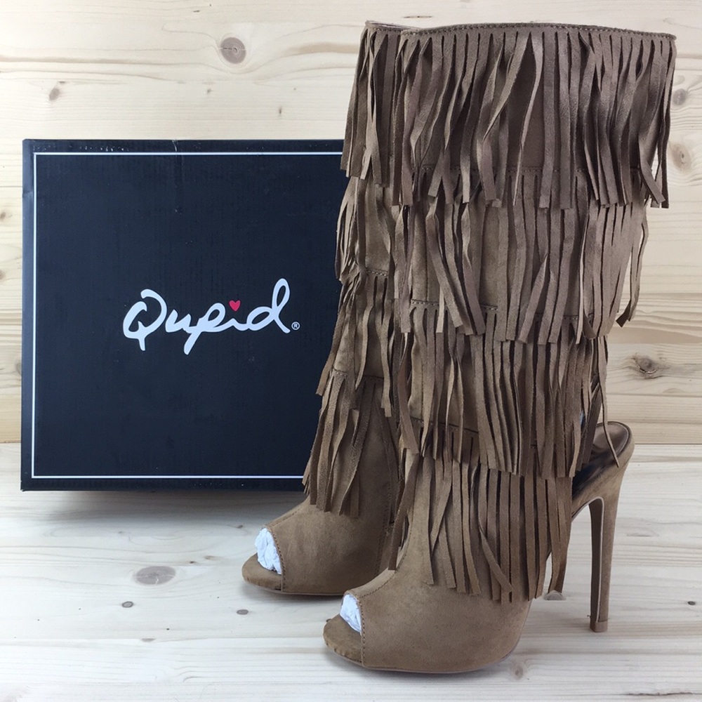 Qupid Glee-168 Layered Fringe Camel Peep Toe Boot